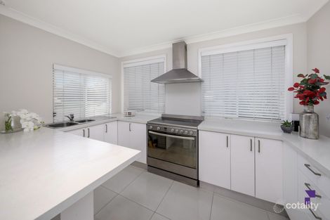 Property photo of 1/32 Chiswick Road Greenacre NSW 2190