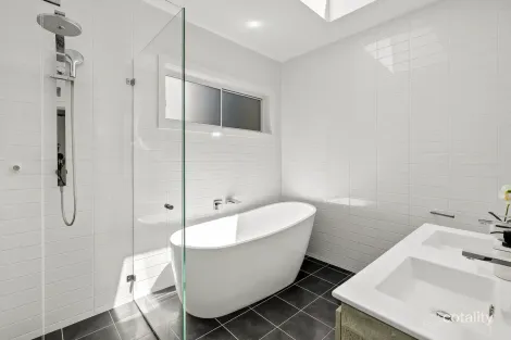 Property photo of 11 Morris Avenue Wahroonga NSW 2076