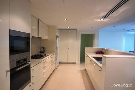 Property photo of 25 Vineyard Way Breakfast Point NSW 2137