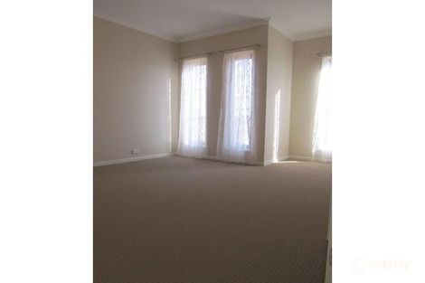 Property photo of 31 Leyana Crescent Brookfield VIC 3338