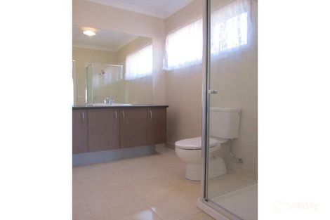 Property photo of 31 Leyana Crescent Brookfield VIC 3338