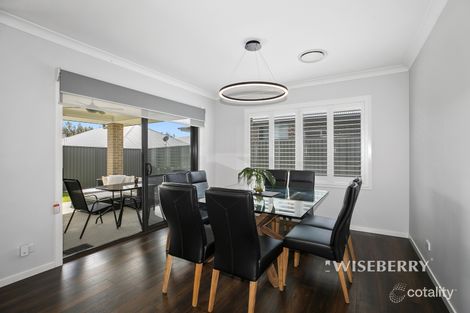 Property photo of 3 Rushmore Place Hamlyn Terrace NSW 2259