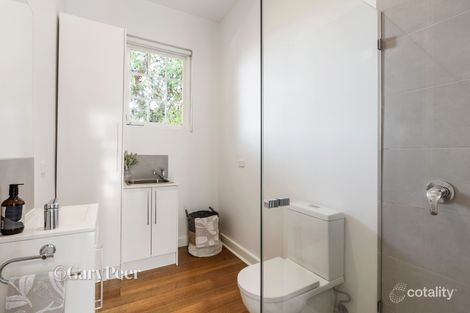 Property photo of 2 Arthur Street Caulfield North VIC 3161