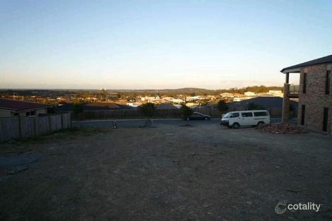Property photo of 31 Laughlen Chase Pacific Pines QLD 4211