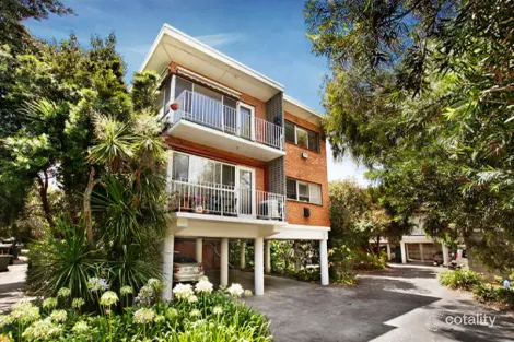 3/21-23 Tiuna Gr, Elwood, VIC 3184