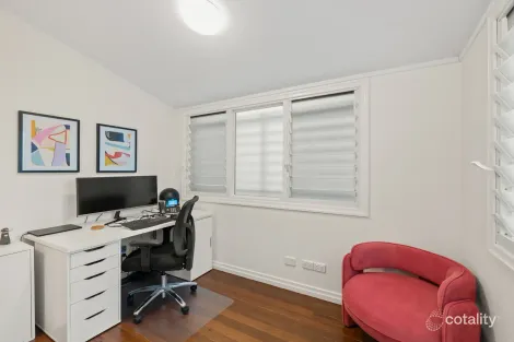 Property photo of 6 Fox Street East Ipswich QLD 4305