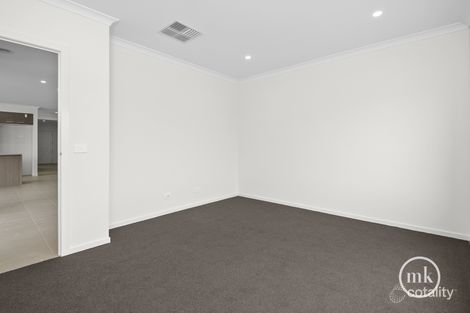 Property photo of 822 Bridge Inn Road Doreen VIC 3754