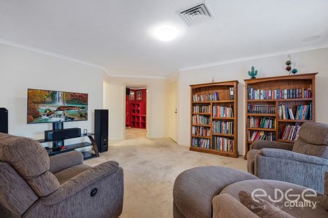 Property photo of 16 Witt Way Evanston Park SA 5116