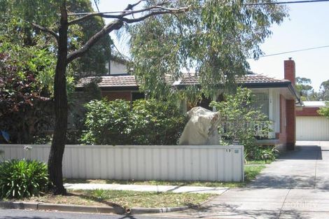 17 Mcclares Rd, Vermont, VIC 3133