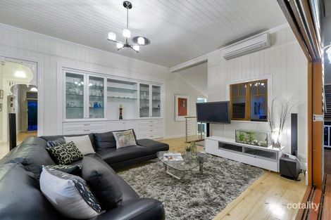 Property photo of 61 Sixth Avenue Bardon QLD 4065