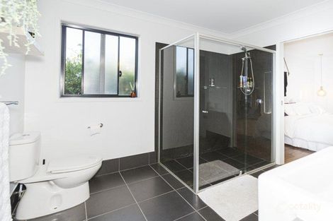 Property photo of 20 Greencastle Parade Maudsland QLD 4210