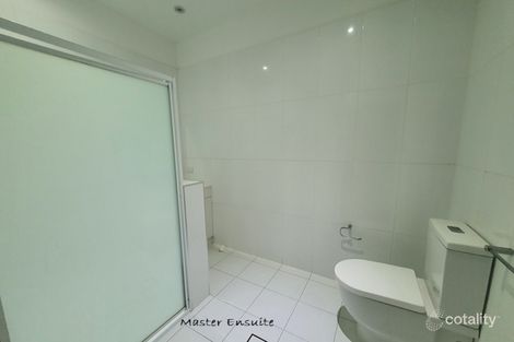 Property photo of 8 Tennyson Place Robina QLD 4226