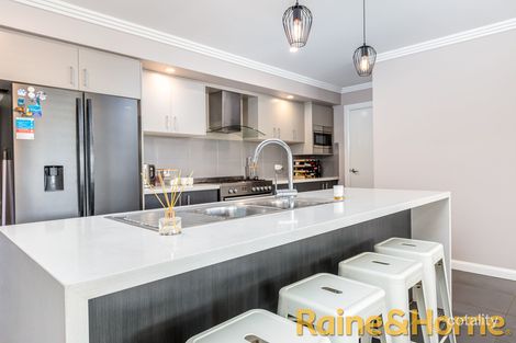 Property photo of 11 Wollomombi Parade Dubbo NSW 2830