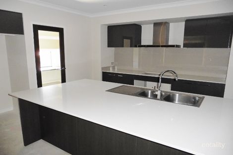 Property photo of 11 Murrayfield Street Cranbourne East VIC 3977