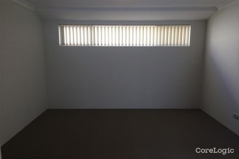 Property photo of 1 Ardglass Gardens Ridgewood WA 6030