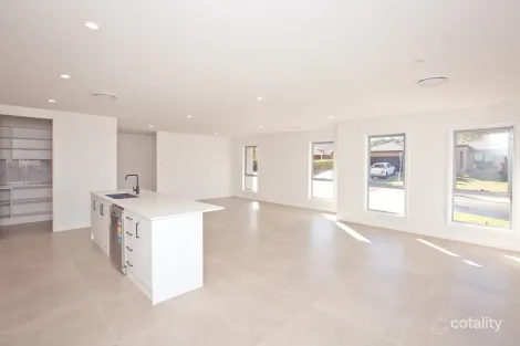 Property photo of 22 Brooks Street Griffith NSW 2680