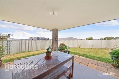 5 Jubilee Cct, Rosemeadow, NSW 2560
