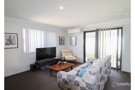 Property photo of 2/28 Gasnier Loop Boorooma NSW 2650