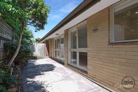 Property photo of 4/28 Faversham Road Canterbury VIC 3126