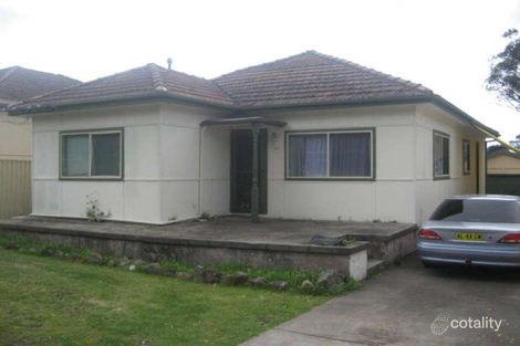 25 Warialda St, Merrylands West, NSW 2160