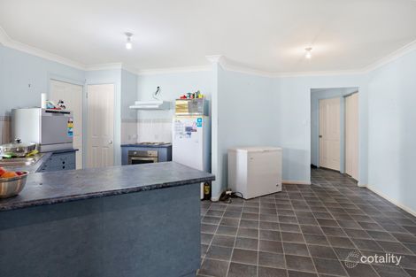 Property photo of 17 Dellvene Crescent Rosewood QLD 4340