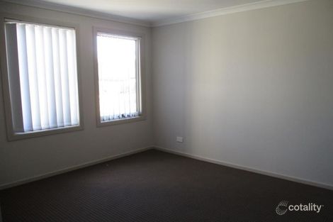 Property photo of 20 Sandpiper Circuit Aberglasslyn NSW 2320