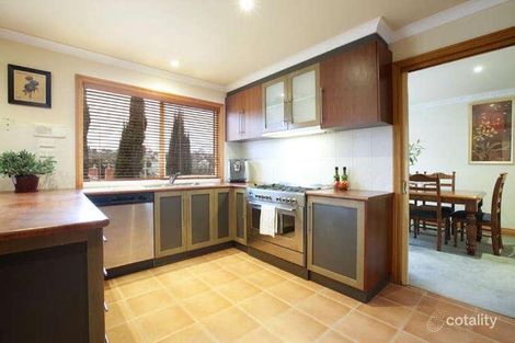 Property photo of 8 Progress Street Strathmore VIC 3041