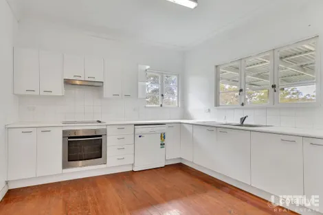 Property photo of 4 Glasgow Street Ashgrove QLD 4060