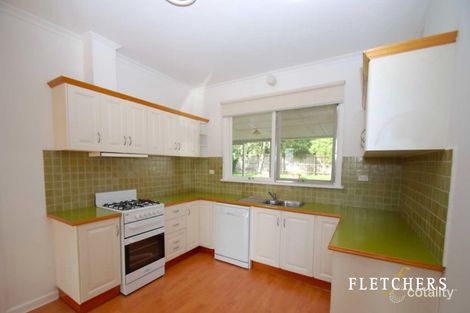 Property photo of 4 Oak Hill Road Mount Waverley VIC 3149
