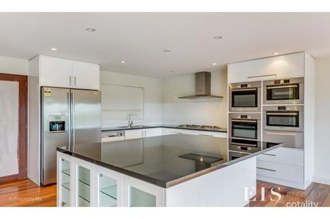 Property photo of 5/15 Lowestoft Avenue Berriedale TAS 7011