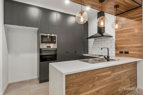 2/52 Crown St, Rangeville, QLD 4350