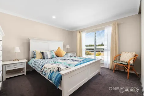 Property photo of 44 Amaroo Drive Edgcumbe Beach TAS 7321