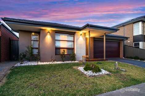 Property photo of 44 Glenfern Circuit Truganina VIC 3029