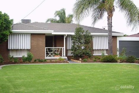 Property photo of 16 Huron Crescent Lake Albert NSW 2650