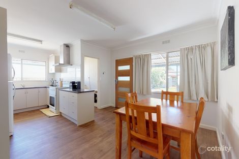 Property photo of 28 Holloway Grove Swan Hill VIC 3585
