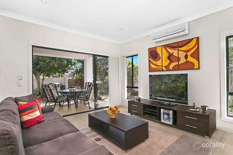 Property photo of 26 Hillcroft Place Belmont QLD 4153