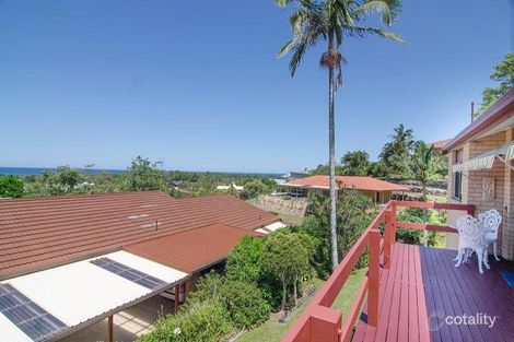 Property photo of 17 Yalla Kool Drive Ocean Shores NSW 2483
