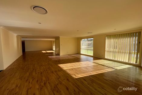 Property photo of 7 Freesia Crescent Bomaderry NSW 2541