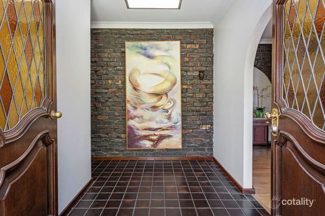 Property photo of 23 Milverton Avenue Karrinyup WA 6018