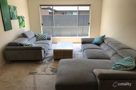 Property photo of 19 Minorca Circuit Hamlyn Terrace NSW 2259