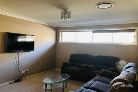 Property photo of 19 Minorca Circuit Hamlyn Terrace NSW 2259