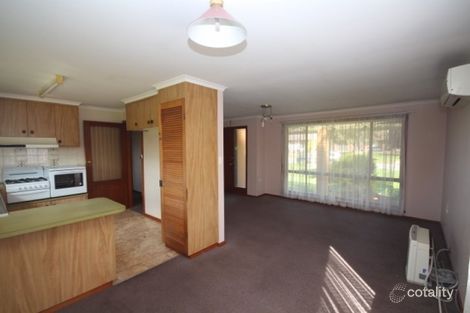 Property photo of 11 Wren Street Mount Austin NSW 2650