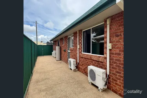 Property photo of 50 Staal Crescent Emerald QLD 4720