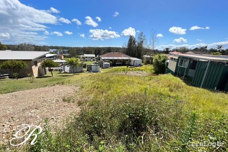 5 Illawarra Cres, Coomba Park, NSW 2428