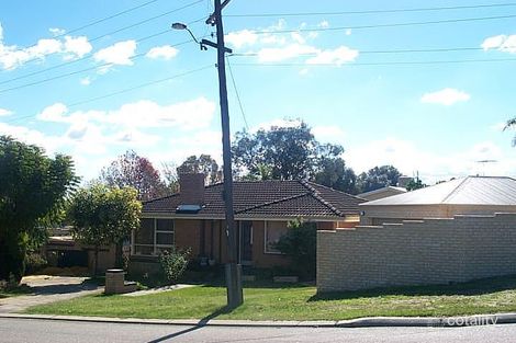 33 Ilumba Rd, Nollamara, WA 6061