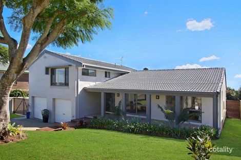 Property photo of 3 Worendo Place Banora Point NSW 2486