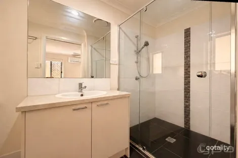 Property photo of 31 Moorinya Circuit Pimpama QLD 4209