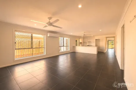 Property photo of 31 Moorinya Circuit Pimpama QLD 4209