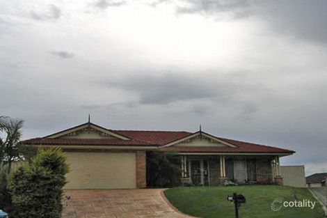 15 Aster Cl, Cameron Park, NSW 2285