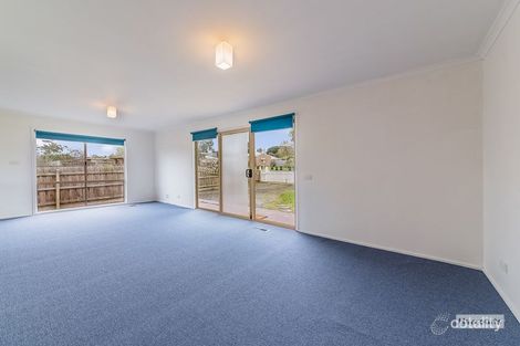 Property photo of 6 Bambra Court Drouin VIC 3818